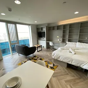 Eyre Square Self Catering Irsko
